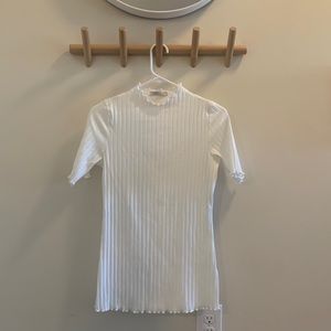 White wide ribbed top